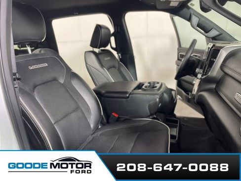 Used 2025 RAM 1500 Laramie AWD/4WD image 24