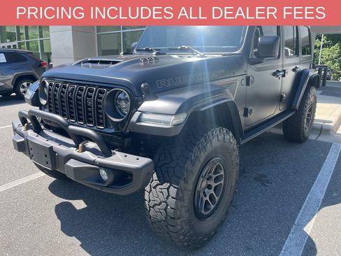 Used 2023 Jeep Wrangler Unlimited Rubicon 392 AWD/4WD image 2