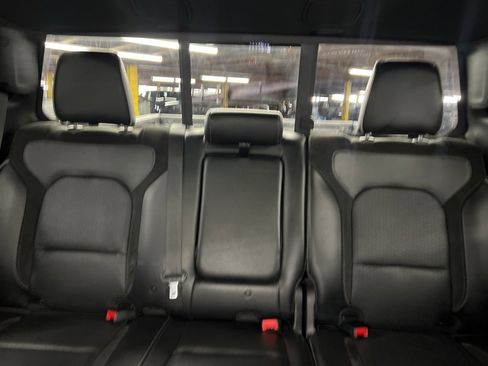 Used 2023 RAM 1500 Laramie image 22