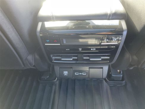 Used 2023 Acura MDX SH-AWD w/ Technology Package image 33