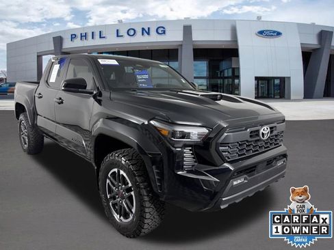 Used 2024 Toyota Tacoma TRD Sport AWD/4WD image 1