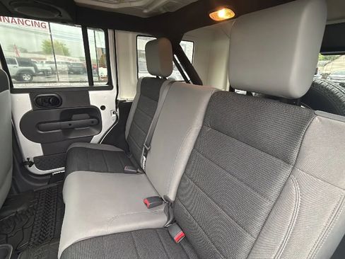 Used 2007 Jeep Wrangler Unlimited X AWD/4WD image 18