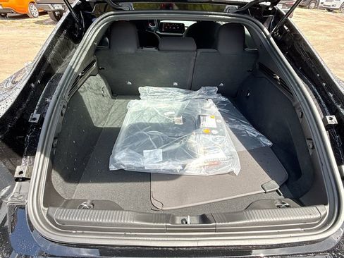 Used 2021 Jeep Wrangler Unlimited Rubicon 4xe w/ Cold Weather Group image 30