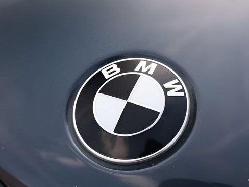Used 2022 BMW X5 sDrive40i w/ M Sport Package RWD image 58