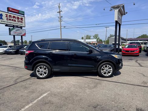 Used 2018 Ford Escape SEL AWD/4WD image 6