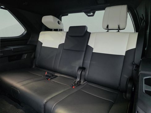 Used 2025 Toyota Sequoia Capstone image 22