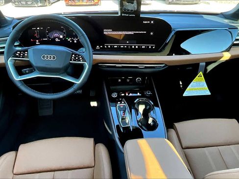 Used 2025 Audi A5 2.0T Premium Plus image 5