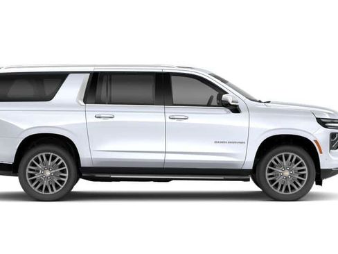 New 2026 Chevrolet Suburban Premier AWD/4WD image 28