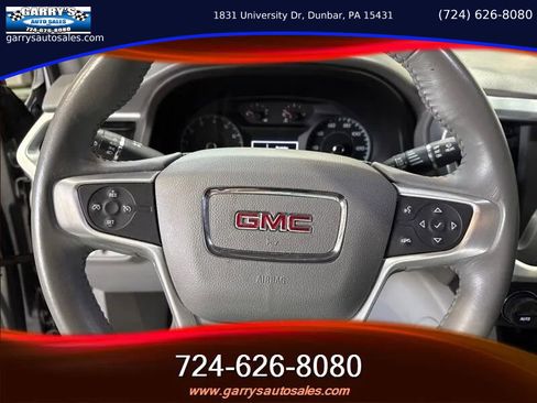 Used 2017 GMC Acadia SLE image 16