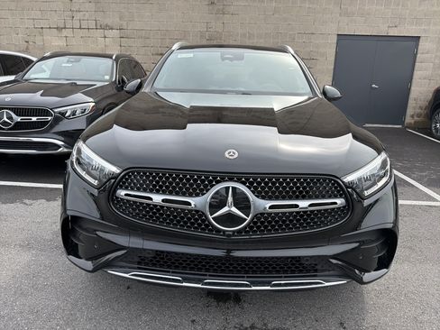 Used 2026 Mercedes-Benz GLC 300 4MATIC image 3