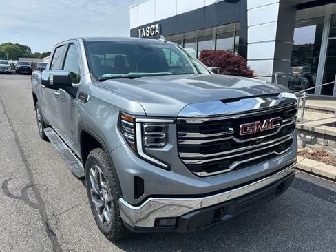 New 2026 GMC Sierra 1500 SLT w/ SLT Premium Package AWD/4WD image 1