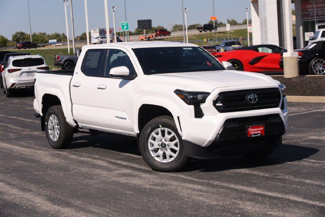 New 2026 Toyota Tacoma SR5 RWD image 2