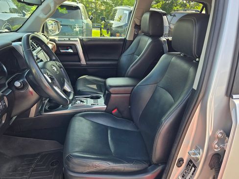 Used 2016 Toyota 4Runner Limited AWD/4WD image 22