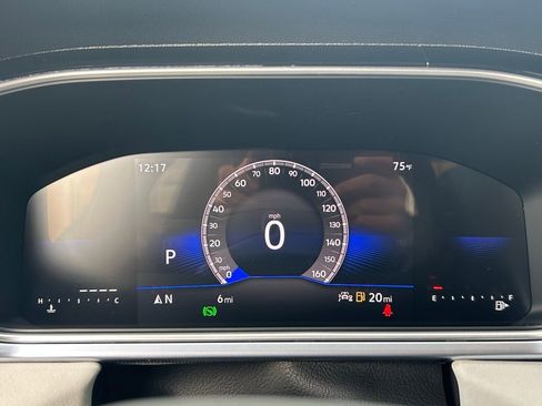 New 2026 Volkswagen Taos SE image 35