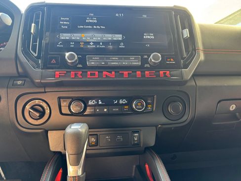 Used 2026 Nissan Frontier PRO-4X AWD/4WD image 16