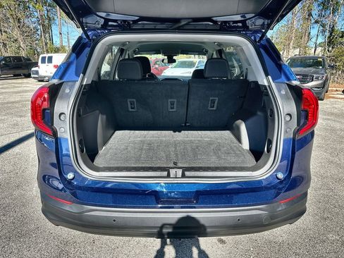 Certified 2022 GMC Terrain SLE w/ Driver Convenience Package image 25