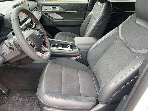 New 2026 Ford Explorer ST AWD/4WD image 13