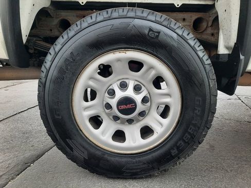 Used 2018 GMC Sierra 2500 2WD Double Cab w/ Sierra Convenience Package image 17