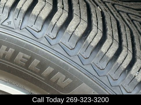 Used 2022 Jeep Grand Cherokee Limited image 8