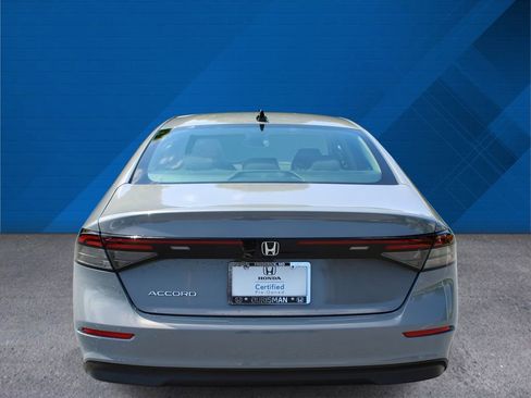 Certified 2025 Honda Accord SE image 8
