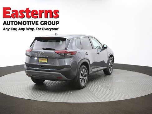 Used 2022 Nissan Rogue SV image 40