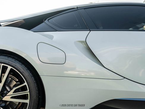 Used 2016 BMW i8 image 70