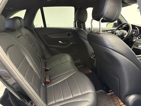 Used 2022 Mercedes-Benz GLC 300 4MATIC image 24