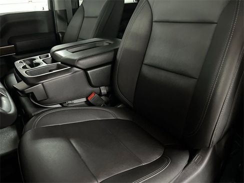 Used 2022 Chevrolet Silverado 2500 LT w/ Convenience Package image 18