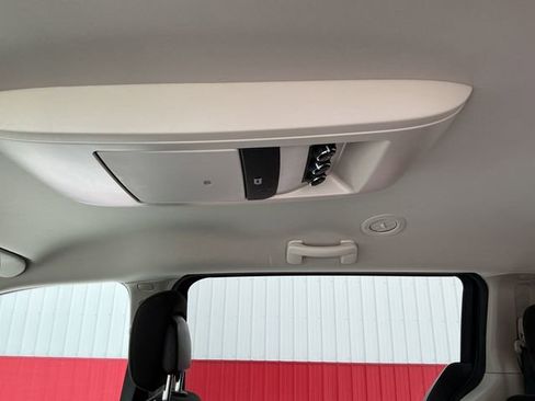 Used 2017 Dodge Grand Caravan SE w/ Power Window Group image 34