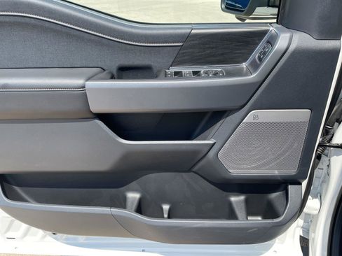 New 2025 Ford F150 Lariat w/ Equipment Group 502A High image 27