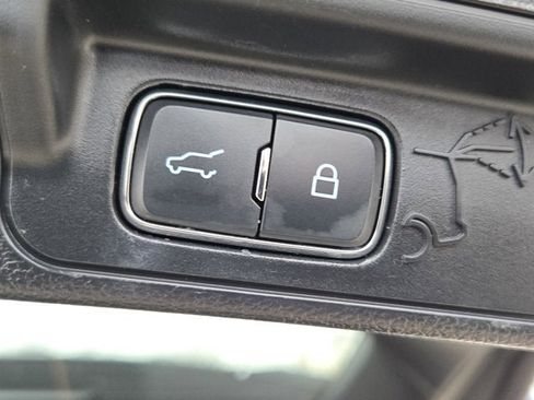 Used 2023 Ford Explorer XLT w/ Equipment Group 202A image 14