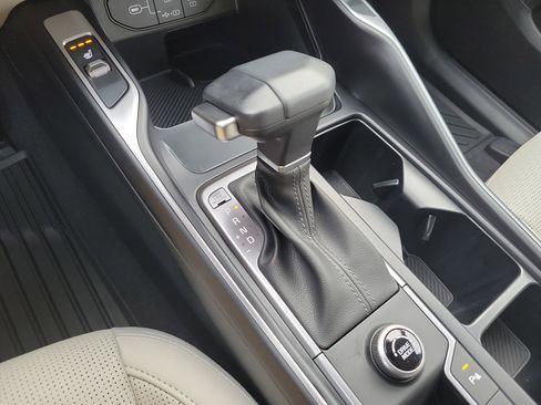 Certified 2025 Kia Sorento EX w/ Panoramic Sunroof Package image 38