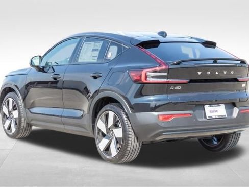 Used 2024 Volvo C40 P8 Recharge Plus w/ Climate Package AWD/4WD image 9