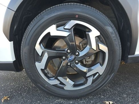 Used 2023 Subaru Crosstrek 2.5i Limited image 8