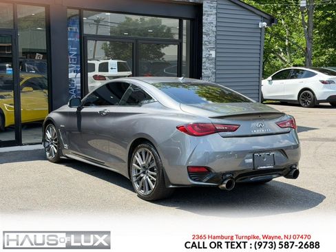 Used 2017 INFINITI Q60 Red Sport 400 AWD/4WD image 17