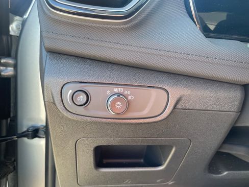 Used 2025 Chevrolet TrailBlazer LT image 13