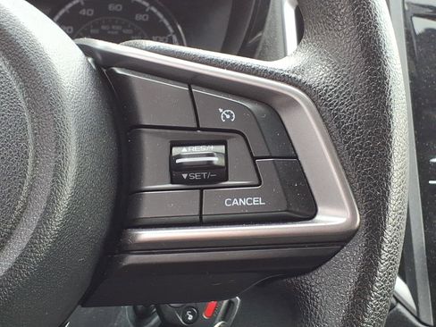 Used 2018 Subaru Crosstrek 2.0i AWD/4WD image 18