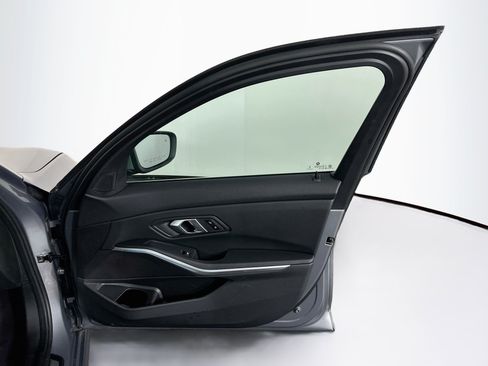 Used 2026 BMW 330i Sedan RWD image 35