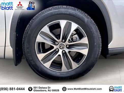 Used 2022 Toyota Highlander XLE image 10
