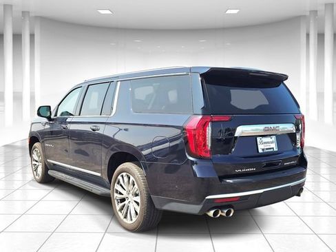 Used 2024 GMC Yukon XL Denali w/ Advanced Technology Package AWD/4WD image 3