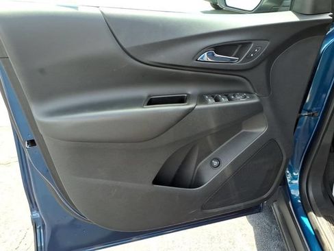Used 2020 Chevrolet Equinox LT FWD image 17