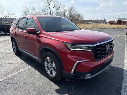 Used 2025 Honda Pilot EX-L image 1