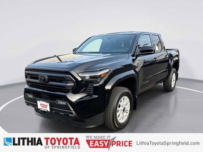 New 2025 Toyota Tacoma SR5