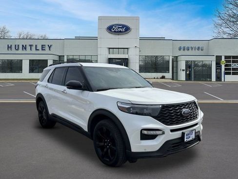 Used 2023 Ford Explorer ST w/ Equipment Group 401A AWD/4WD image 3