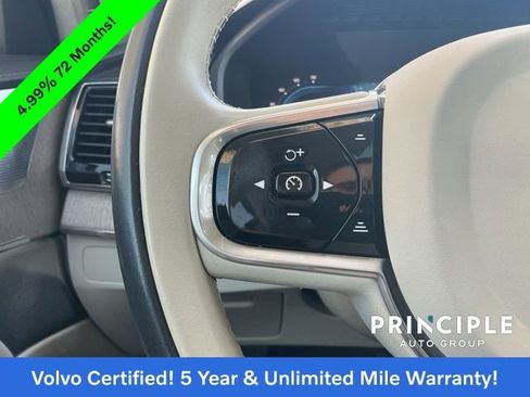 Certified 2023 Volvo XC90 B6 Ultimate w/ Lounge Package image 21