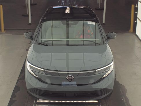 Used 2026 Nissan Leaf Platinum+ FWD image 2