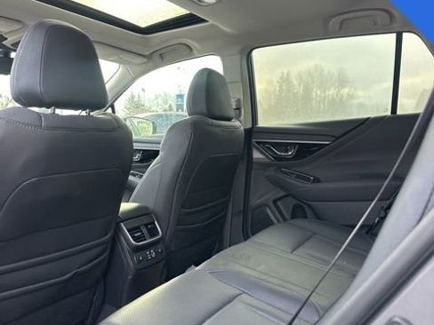 Used 2023 Subaru Outback Limited image 9