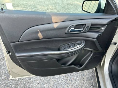 Used 2015 Chevrolet Malibu LT w/ Power Convenience Package FWD image 16