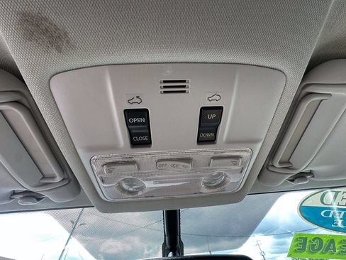 Used 2014 Toyota RAV4 Limited AWD/4WD image 16