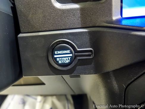 New 2025 Ford Bronco 2-Door AWD/4WD image 12